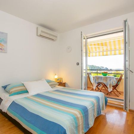 Apartment Irena With Bikes Included Pula Exterior foto