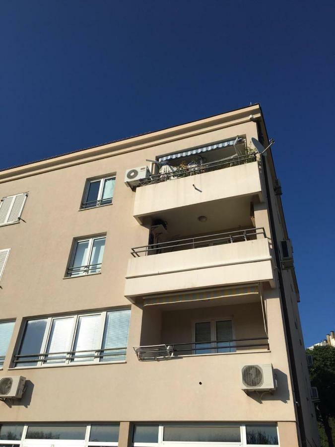 Apartment Irena With Bikes Included Pula Exterior foto